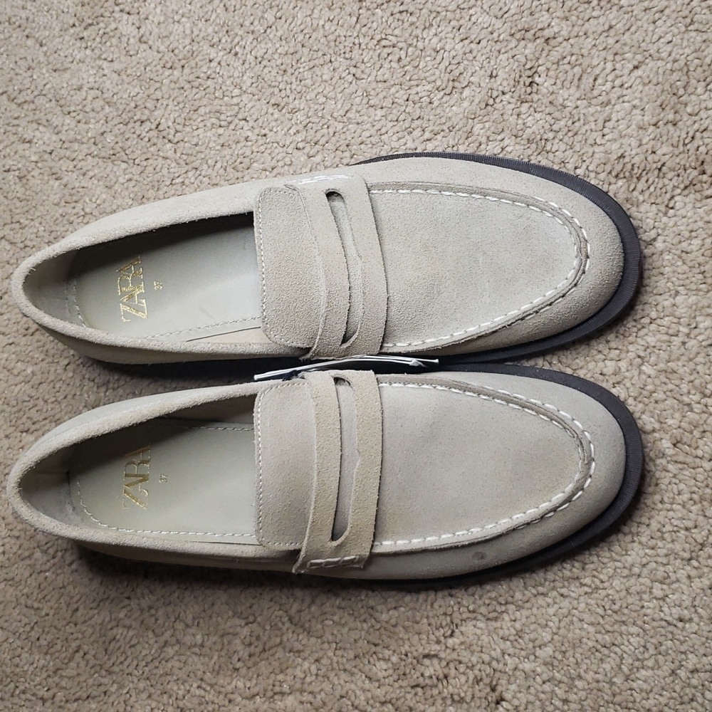 ZARA Suede Leather Loafers in Size 37